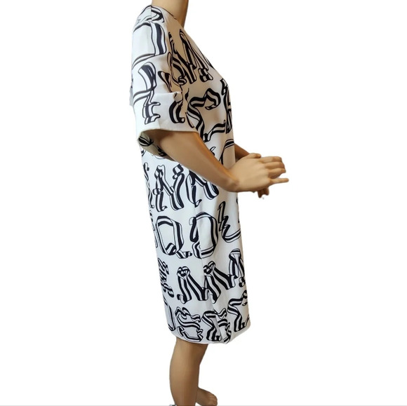 NWT Love Moschino dress. Size 6 or 8. See description - Picture 6 of 16